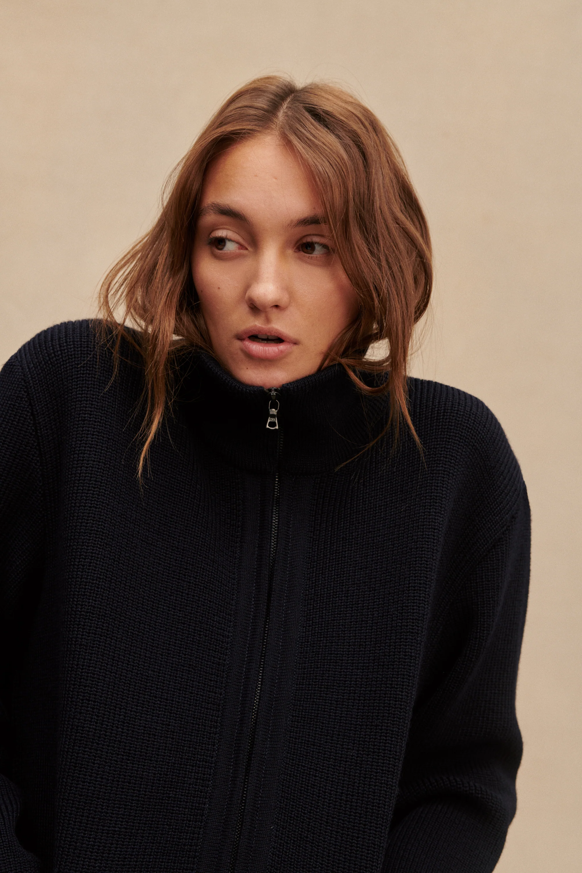 Blouson bleu marine pour femme - Image 3