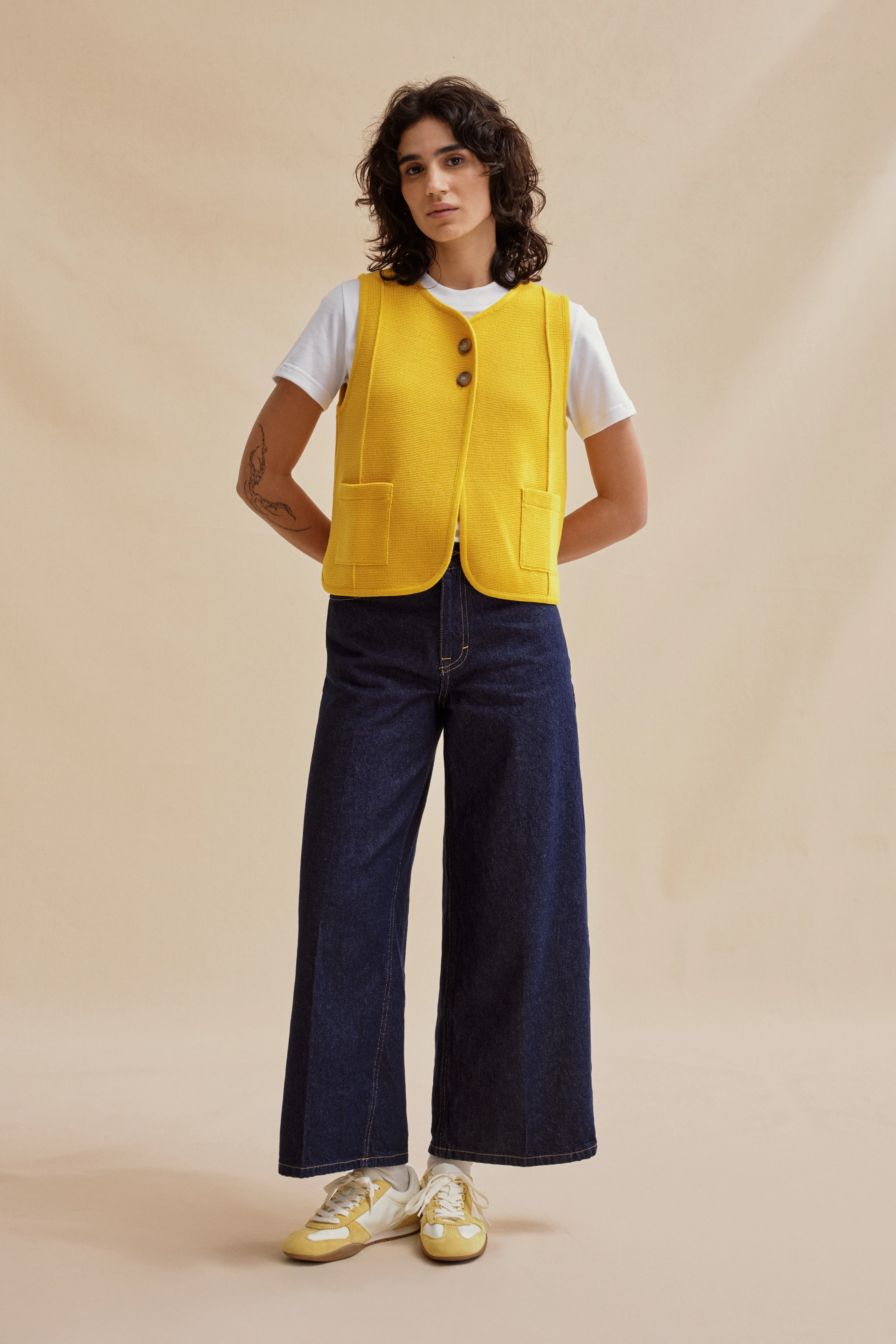 Gilet sans manches jaune maille milano pour femme - Image 3