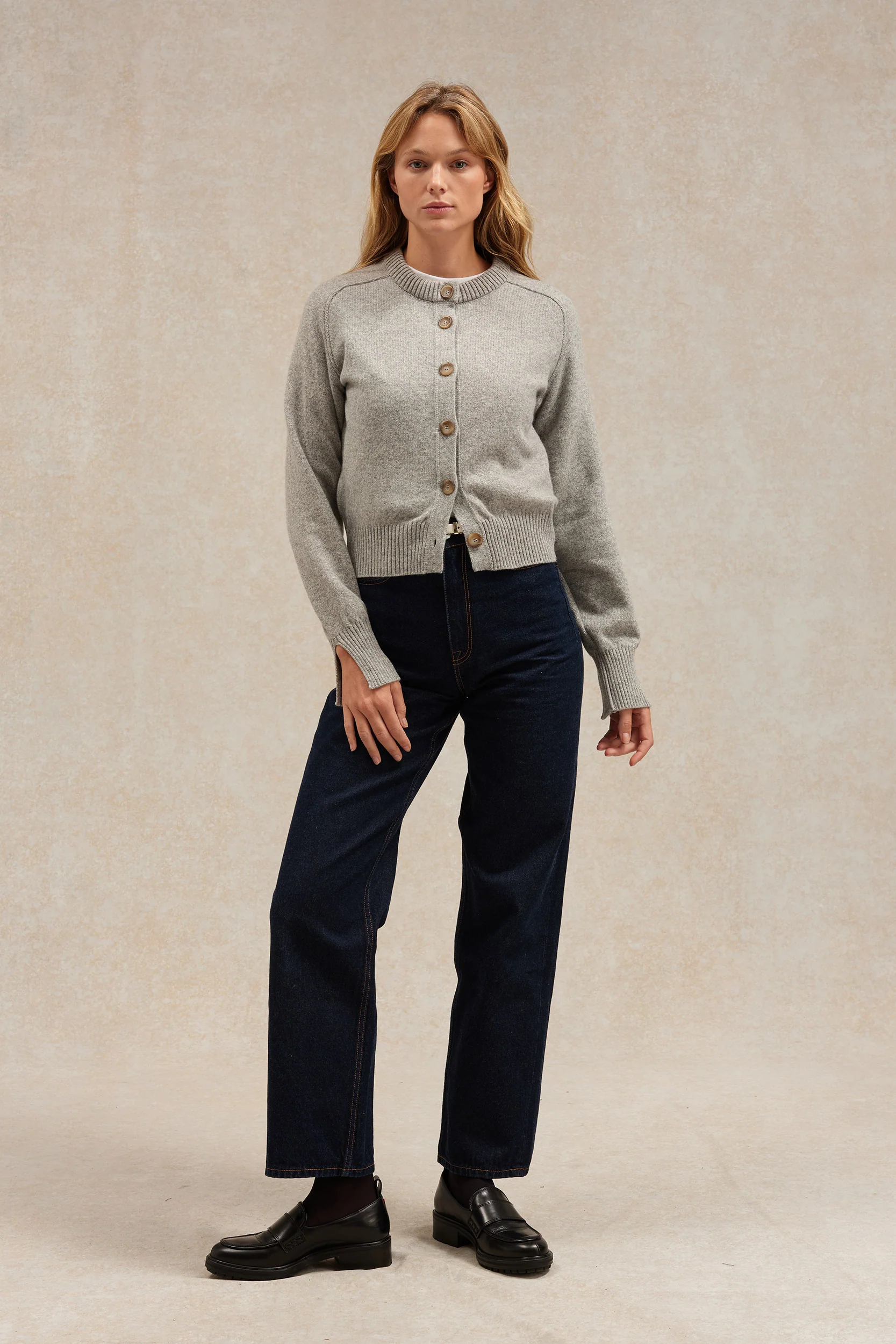 Cardigan gris clair en laine mérinos pour femme - Image 4