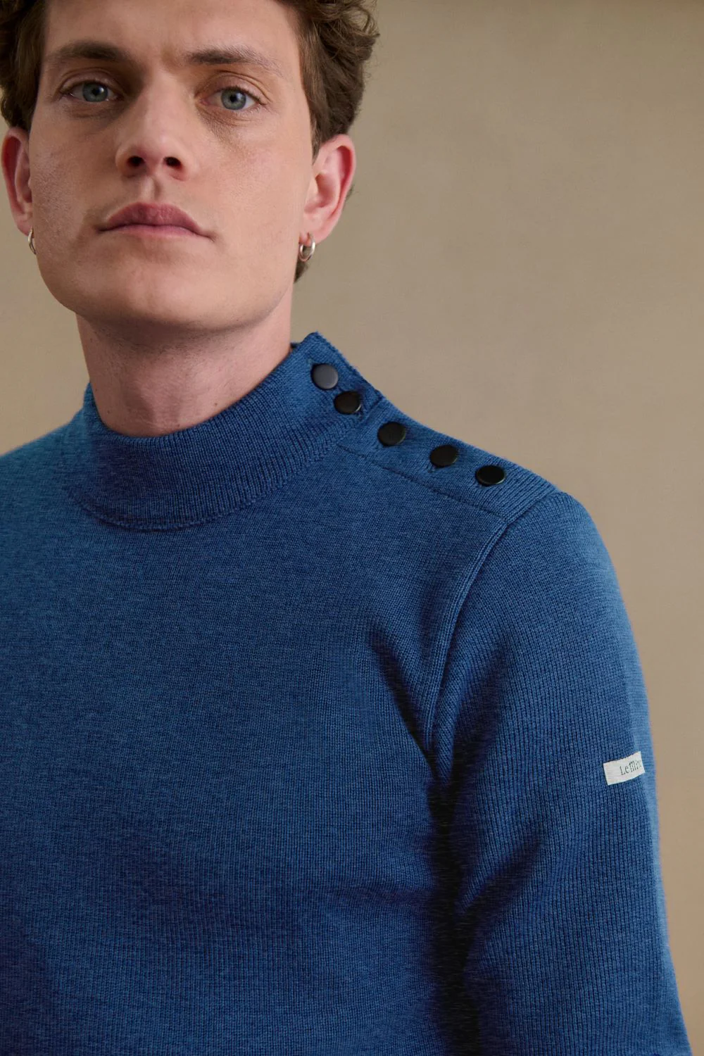 Pull marin bleu denim pour homme - Image 4