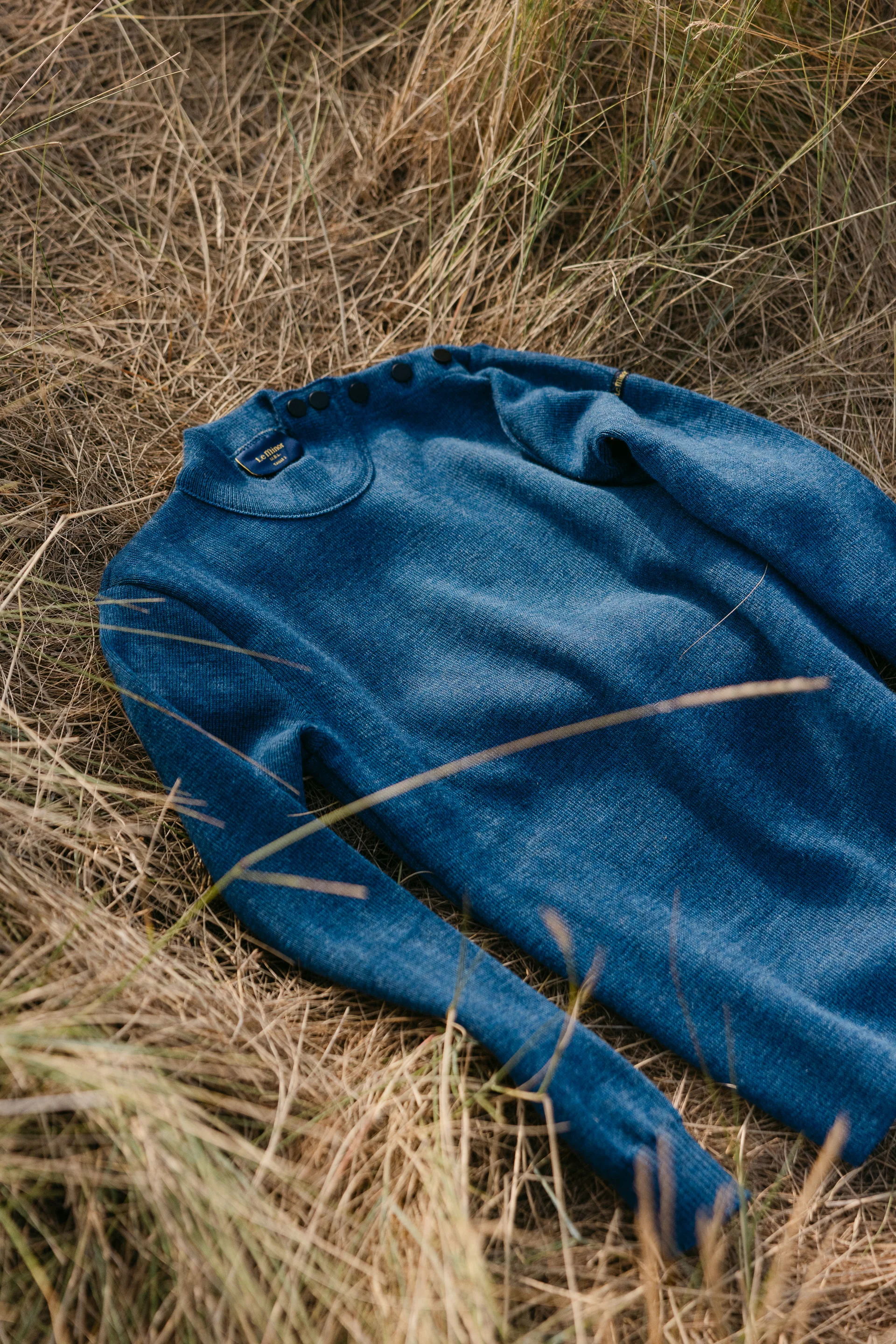 Pull marin bleu denim pour homme - Image 8