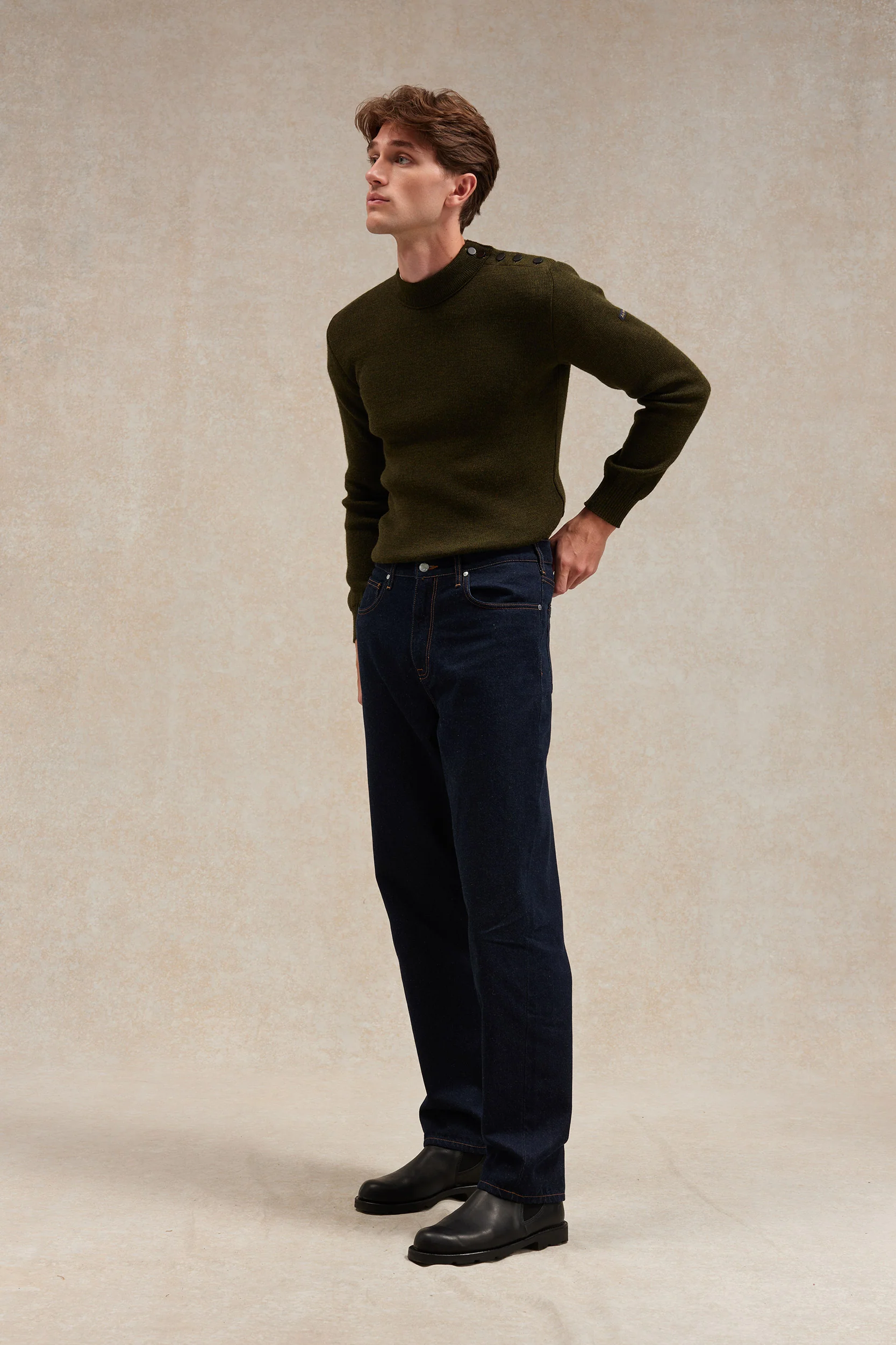 Pull marin olive pour homme - Image 3