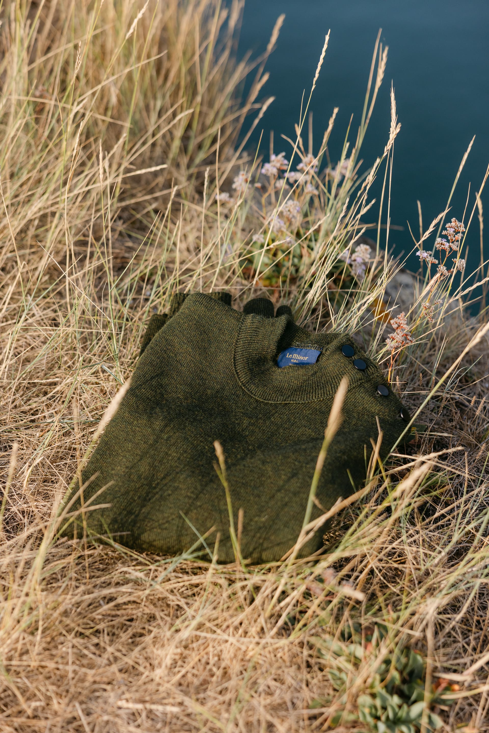 Pull marin olive pour homme - Image 8