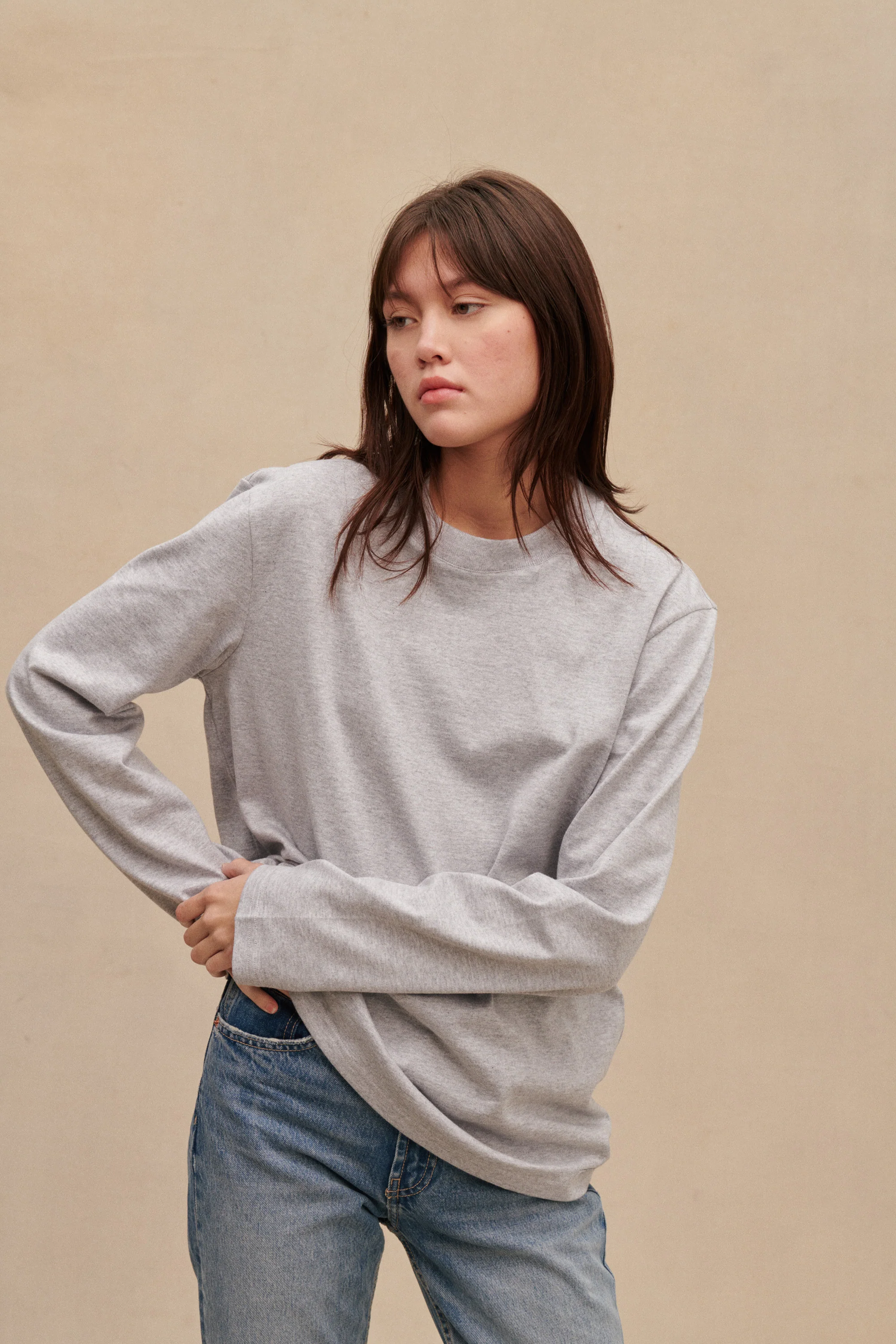 T-shirt gris à manches longues pour femme - Image 3